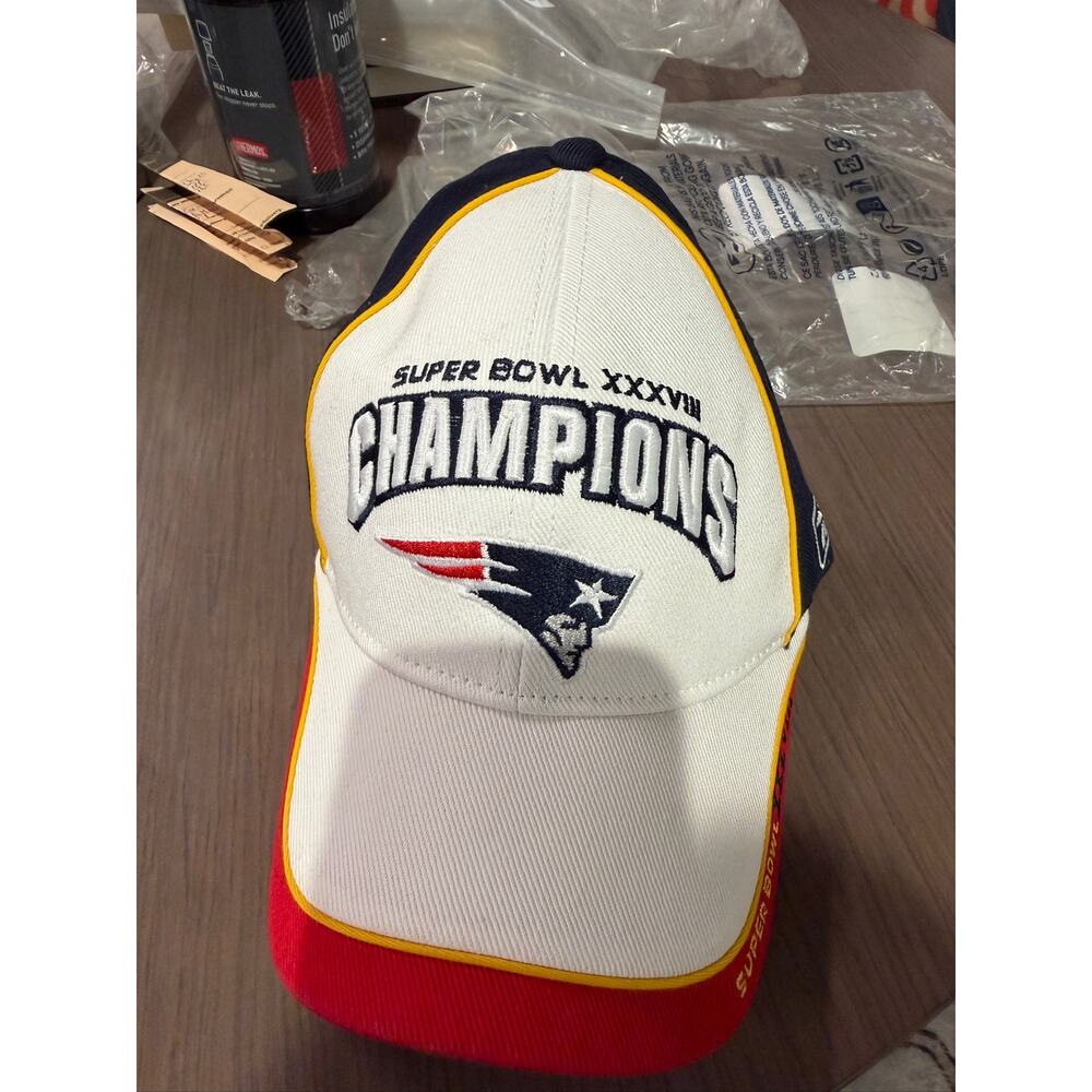 New England Patriots Super Bowl XXXVIII Champions Reebok Cap Hat NWT 2004